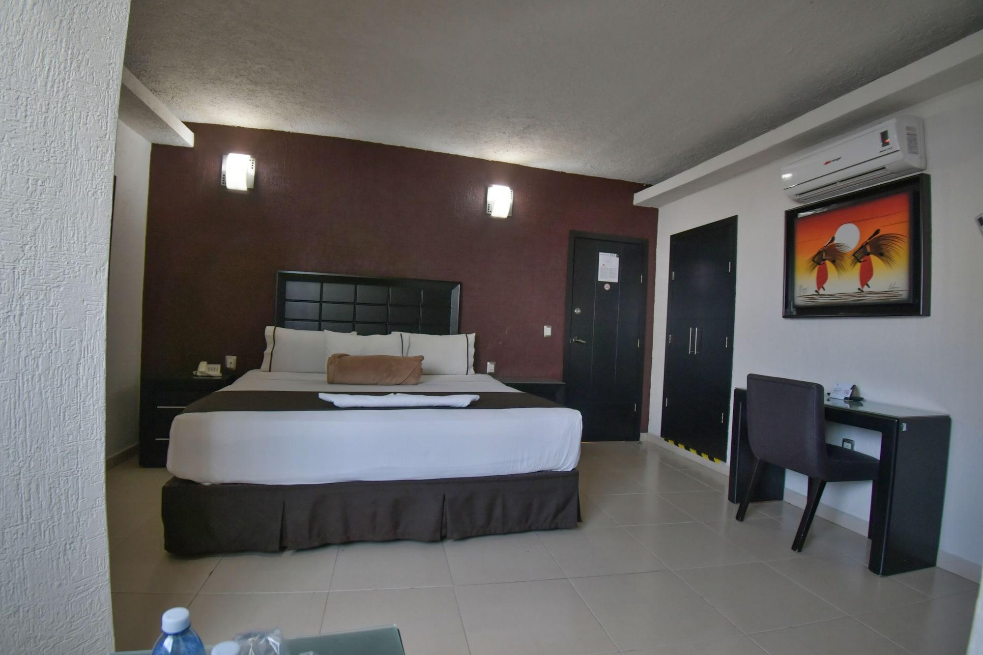 Hotel Portonovo Plaza Centro Guadalajara Exterior photo